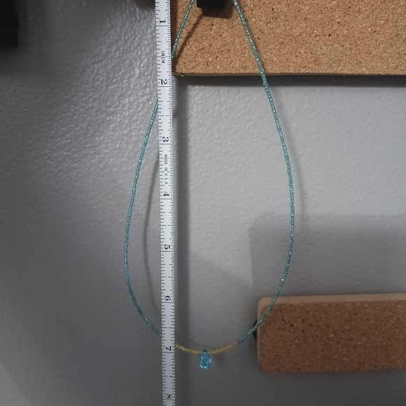 Womens Nine West beaded necklace - Picture 2 of 3